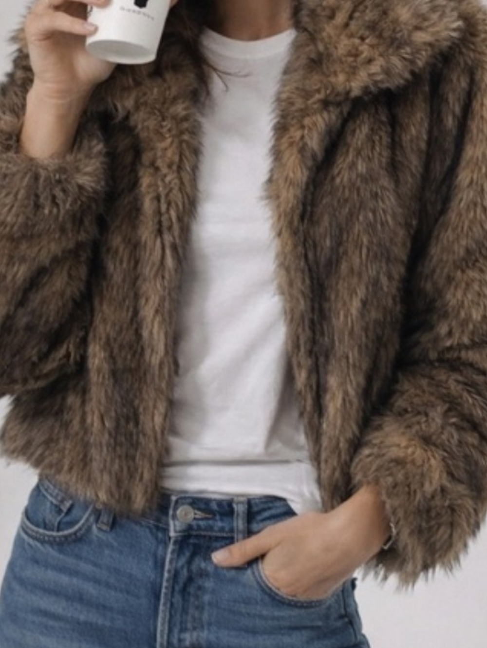 NWT Luxury Sz M Brown Cropped Faux Fur Coat Chic IT Girl Street Style Glam Vibe - Picture 4 of 9
